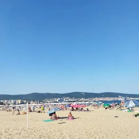 Lovely Bright On Sunny 公寓 阳光海滩