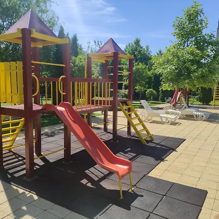 Lovely Bright On Sunny Apartment Slantschew brjag